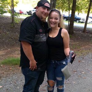 Meet your Posher, Levi-sarakate